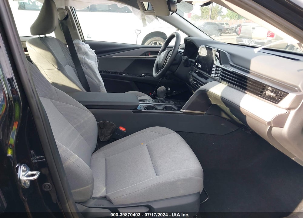 2025 TOYOTA CAMRY LE VIN: 4T1DAACK8SU510637