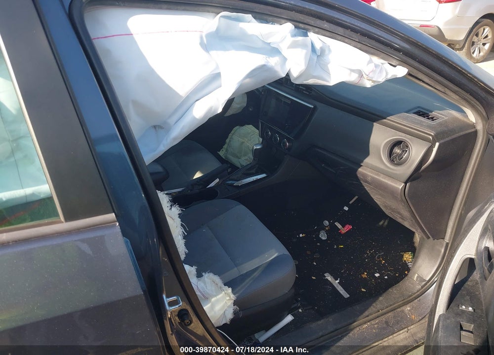 2018 TOYOTA COROLLA L VIN: 2T1BURHE6JC005986