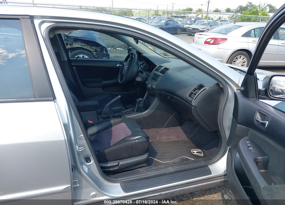 2006 HONDA ACCORD VIN: 1HGCM56186A018295