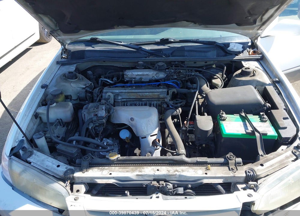 1998 TOYOTA CAMRY LE VIN: JT2BG22K7W0257348