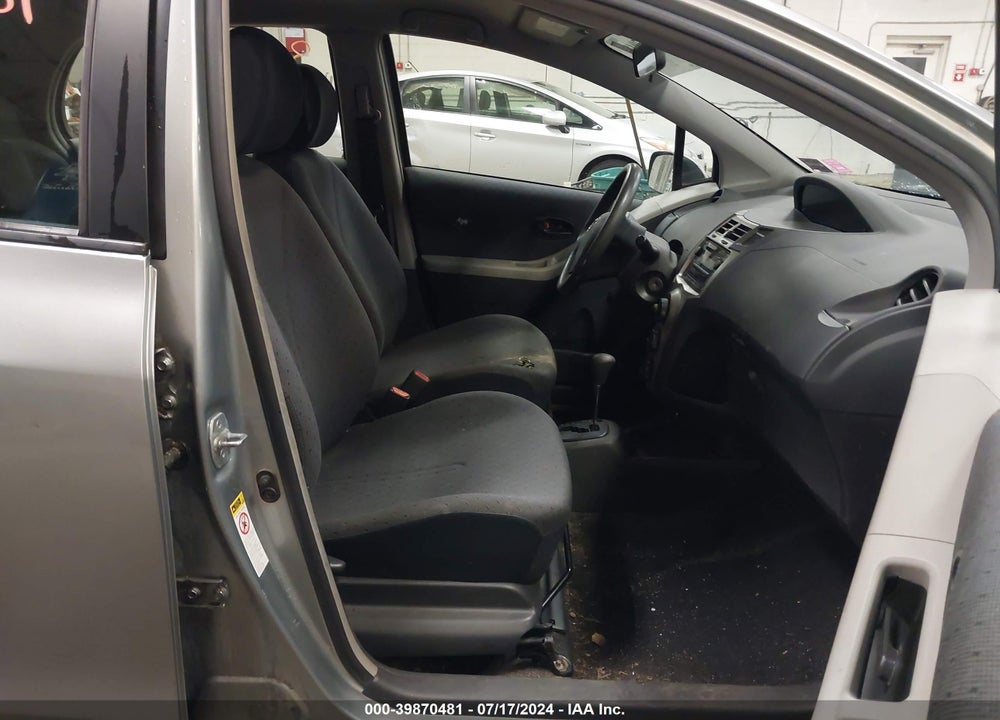 2010 TOYOTA YARIS VIN: JTDKT4K33A5283755