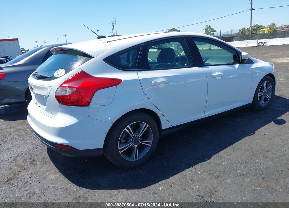2014 FORD FOCUS SE VIN: 1FADP3K21EL432878