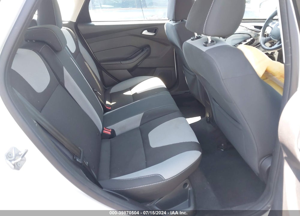 2014 FORD FOCUS SE VIN: 1FADP3K21EL432878