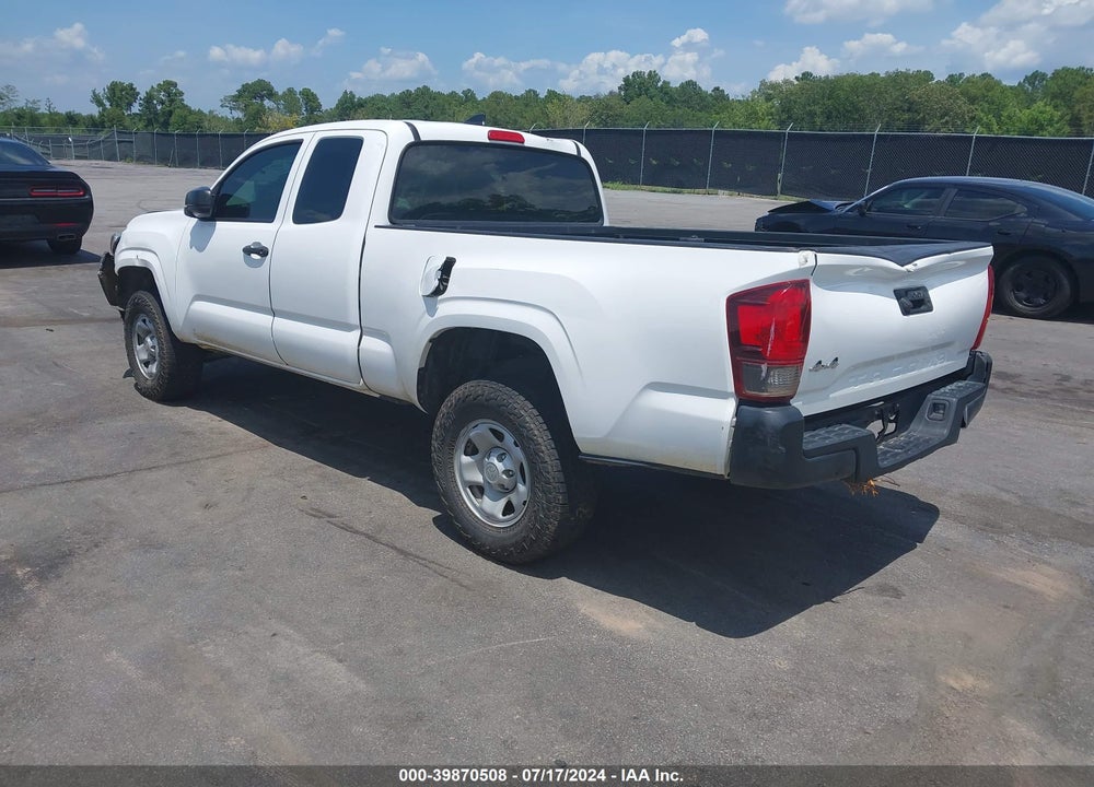 2018 TOYOTA TACOMA SR VIN: 5TFSX5EN5JX061648