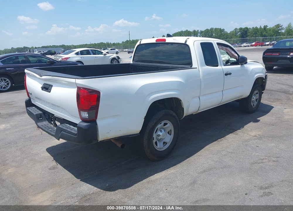 2018 TOYOTA TACOMA SR VIN: 5TFSX5EN5JX061648