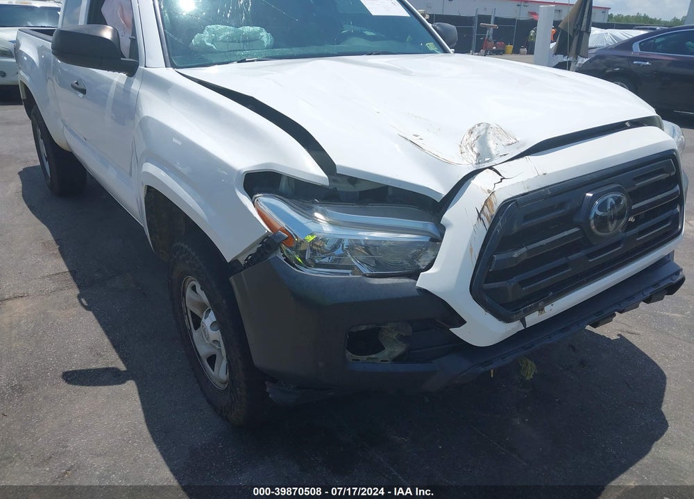 2018 TOYOTA TACOMA SR VIN: 5TFSX5EN5JX061648