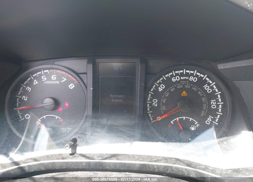 2018 TOYOTA TACOMA SR VIN: 5TFSX5EN5JX061648