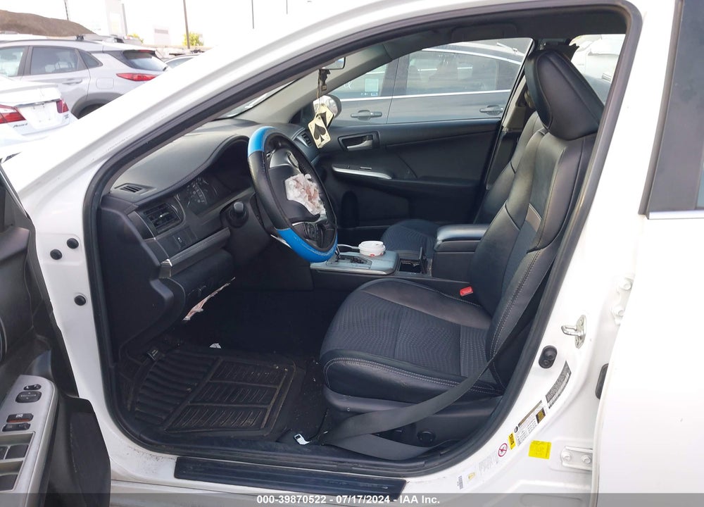 2014 TOYOTA CAMRY SE VIN: 4T1BF1FK9EU857208