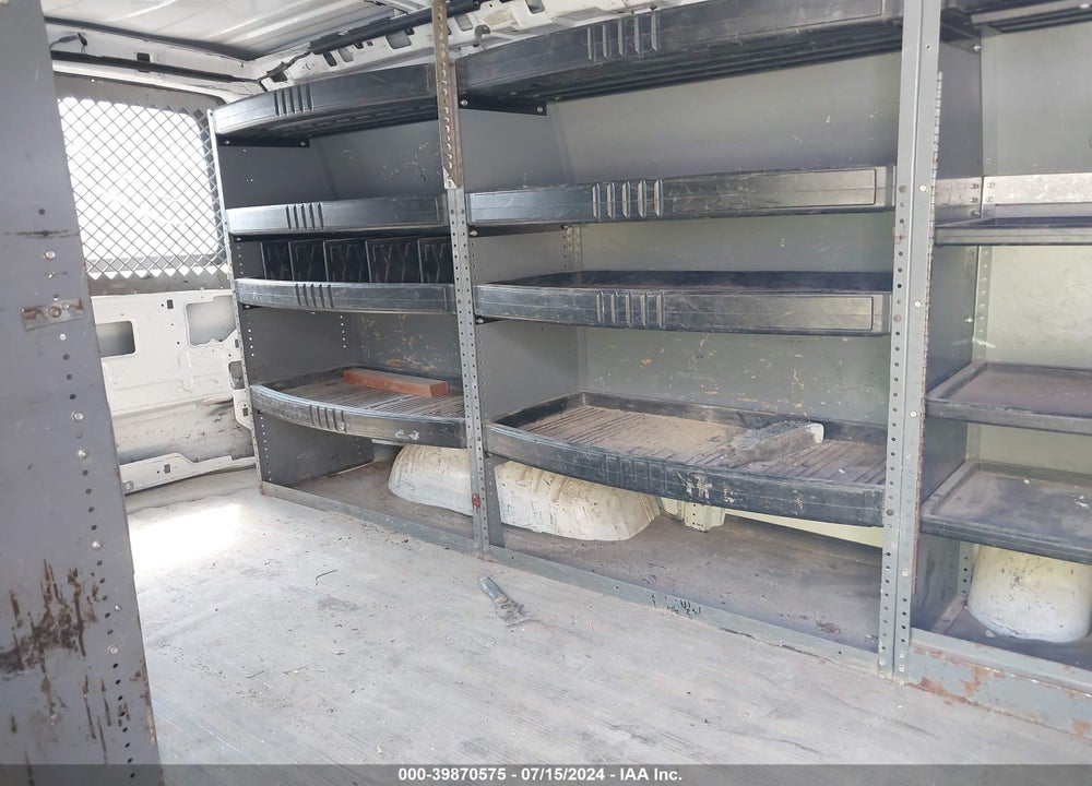 2005 CHEVROLET EXPRESS VIN: 1GCFG15X851208131