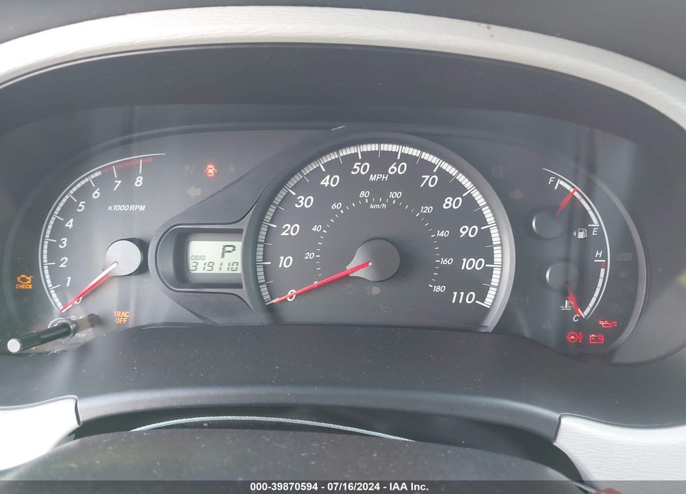 2014 TOYOTA SIENNA LE V6 8 PASSENGER VIN: 5TDKK3DC4ES505021