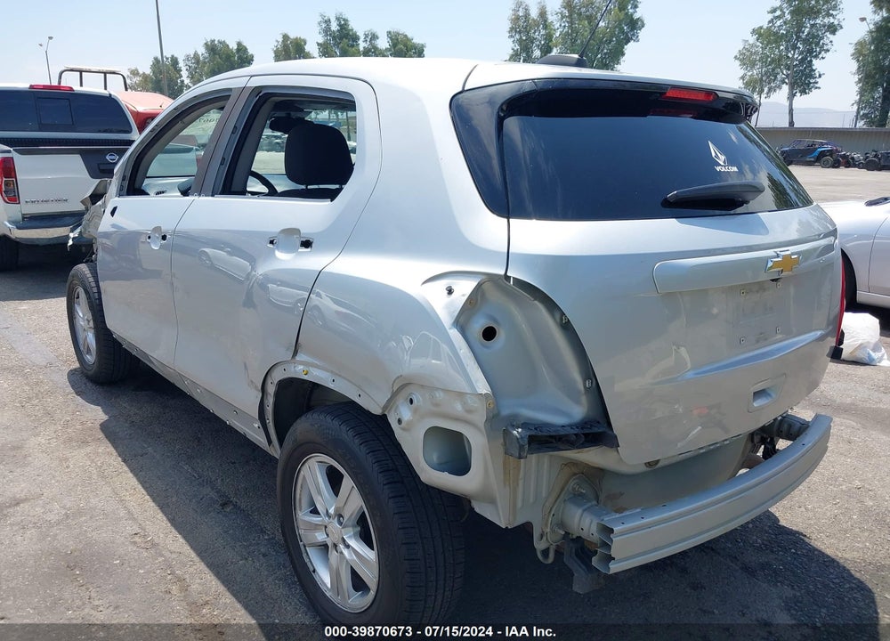2022 CHEVROLET TRAX FWD LS VIN: KL7CJKSM6NB526485