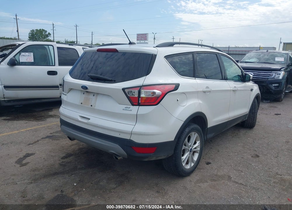 2018 FORD ESCAPE SE VIN: 1FMCU0GD8JUA84147