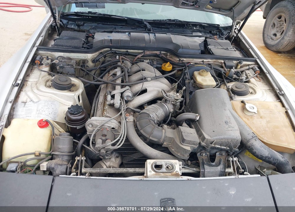 1987 PORSCHE 944 VIN: WP0AB0947HN471470