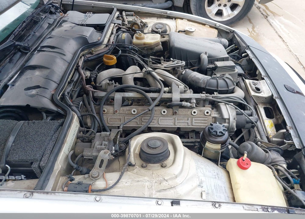 1987 PORSCHE 944 VIN: WP0AB0947HN471470