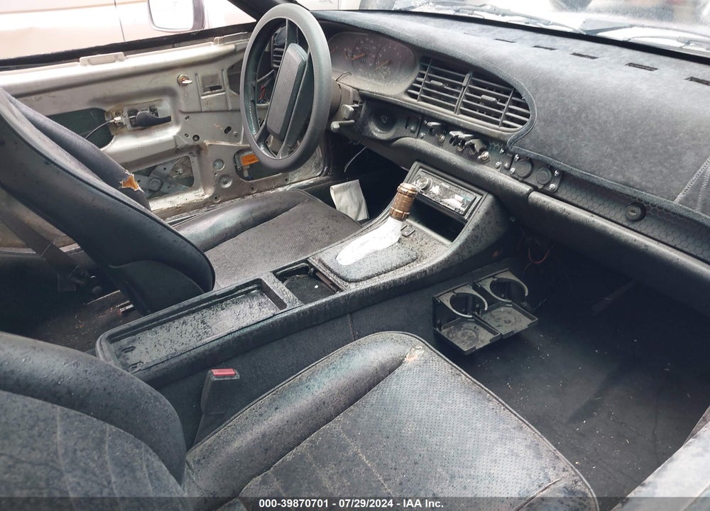 1987 PORSCHE 944 VIN: WP0AB0947HN471470