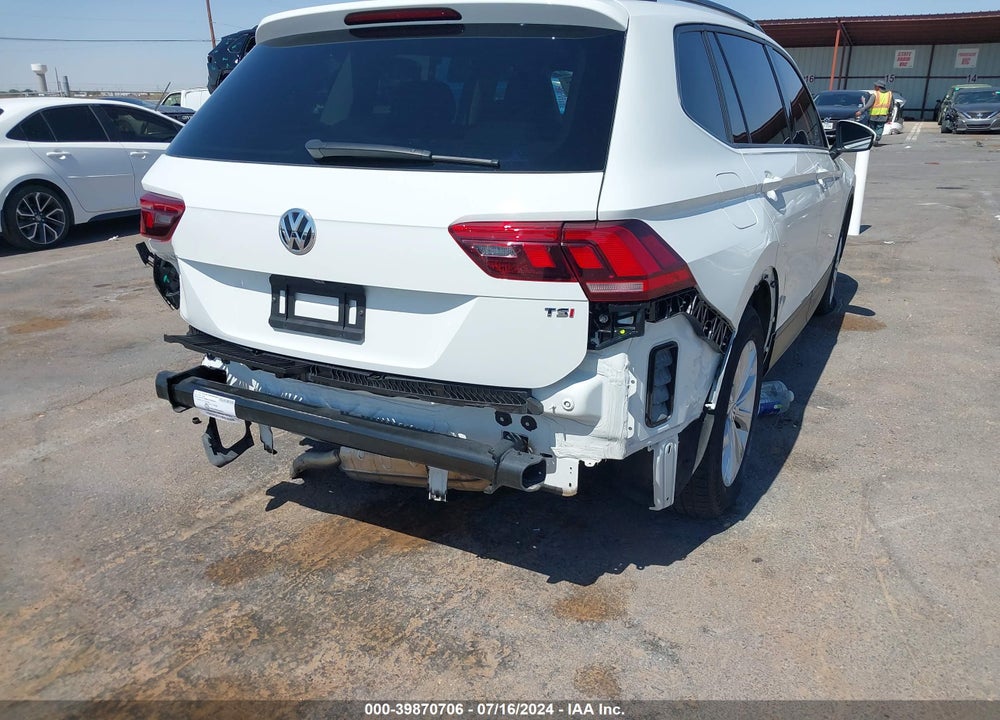 2018 VOLKSWAGEN TIGUAN 2.0T S VIN: 3VV1B7AX0JM091886