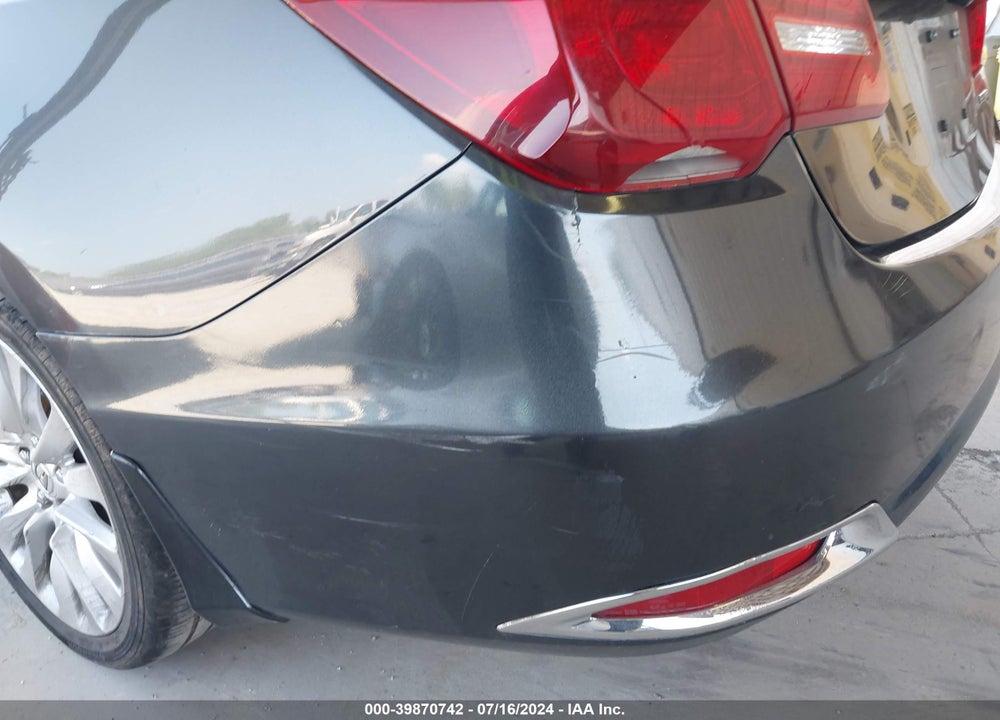 2015 ACURA RLX VIN: JH4KC1F54FC000369
