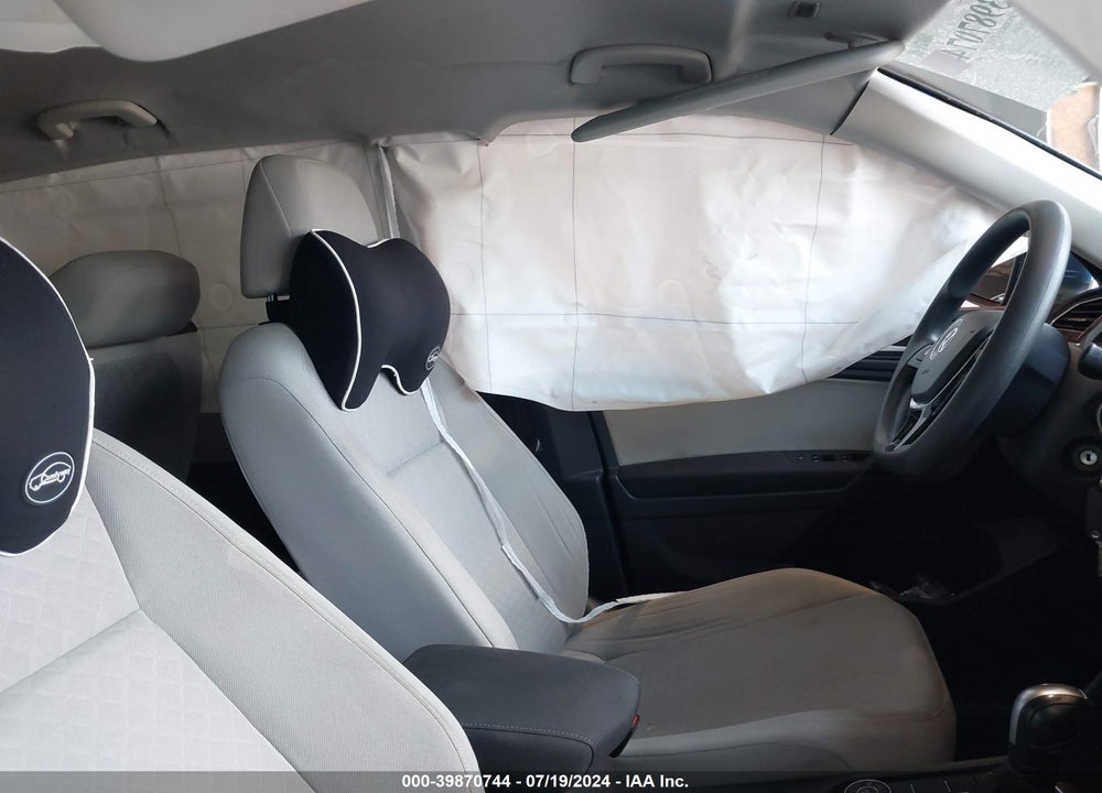 2019 VOLKSWAGEN TIGUAN 2.0T S VIN: 3VV0B7AX8KM142001