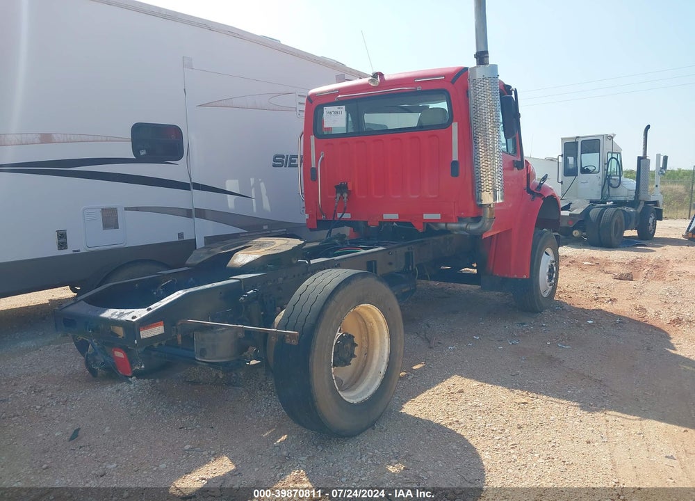 2005 FREIGHTLINER M2 106 MEDIUM DUTY VIN: 1FUBCYDJ25HU17042