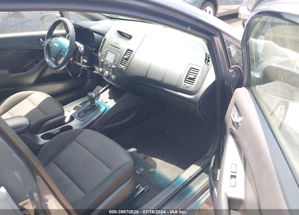 2016 KIA FORTE LX VIN: KNAFX4A66G5548644