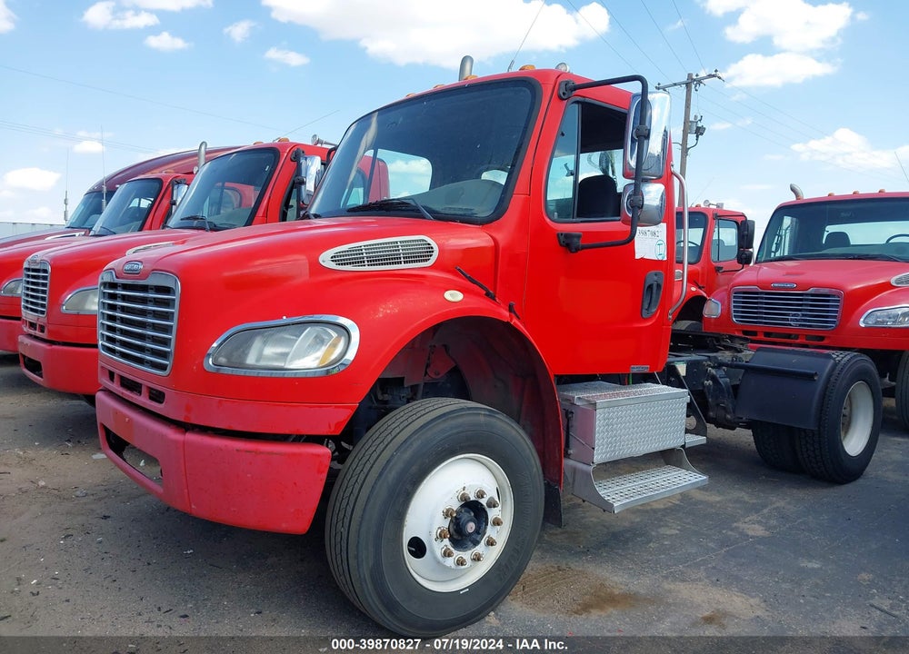 2005 FREIGHTLINER M2 106 MEDIUM DUTY VIN: 1FUBCYDJ55HU17035
