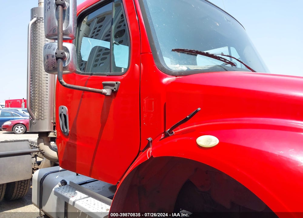 2005 FREIGHTLINER M2 106 MEDIUM DUTY VIN: 1FUBCYDJ05HU17041