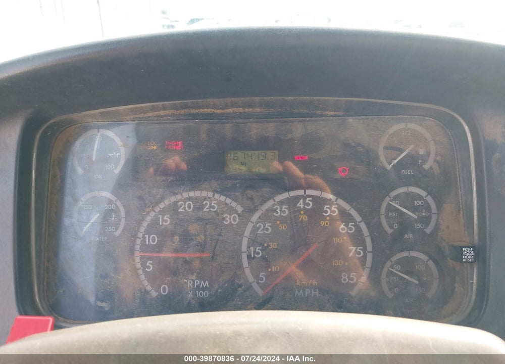 2005 FREIGHTLINER M2 106 MEDIUM DUTY VIN: 1FUBCYDJ45HU17043