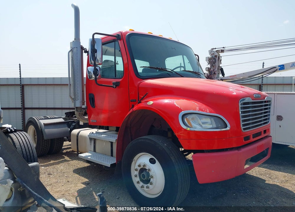 2005 FREIGHTLINER M2 106 MEDIUM DUTY VIN: 1FUBCYDJ45HU17043