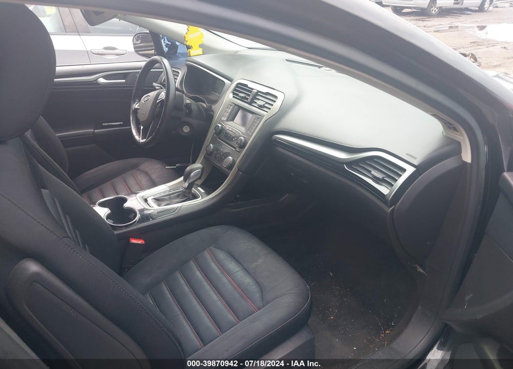2016 FORD FUSION SE VIN: 3FA6P0HD3GR318899