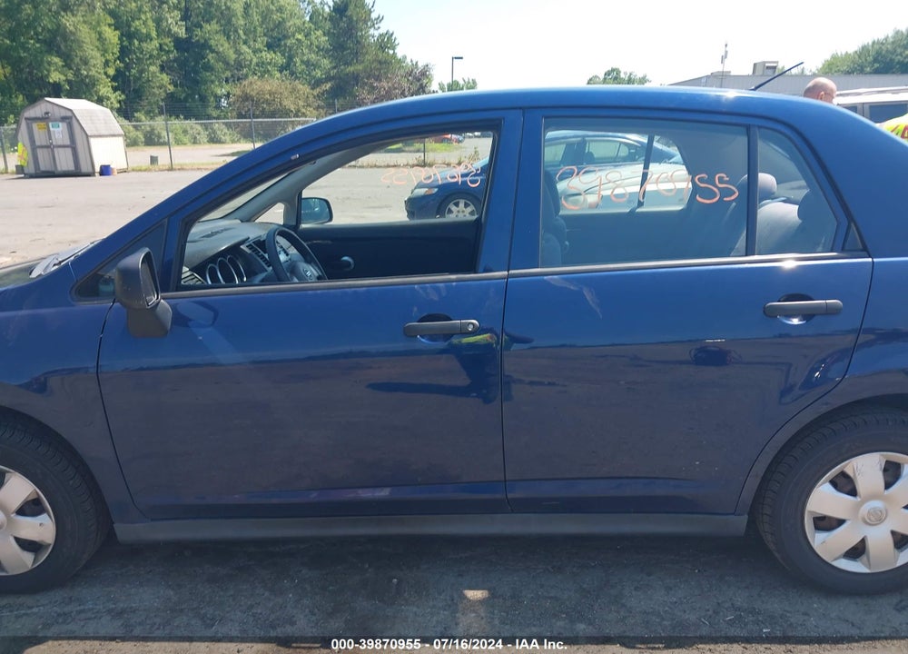 2009 NISSAN VERSA 1.6 BASE VIN: 3N1CC11E09L456023