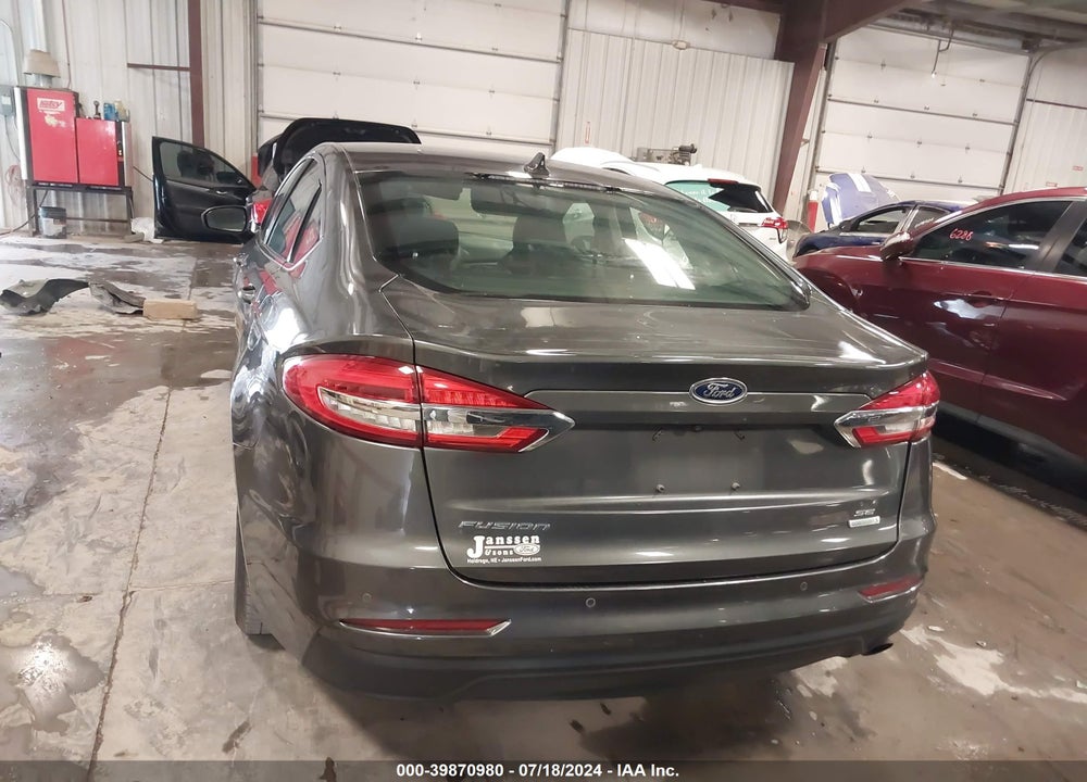 2019 FORD FUSION SE VIN: 3FA6P0HD2KR251057