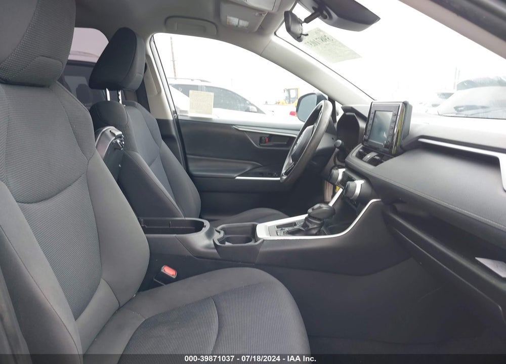 2019 TOYOTA RAV4 LE VIN: 2T3K1RFV3KC006923