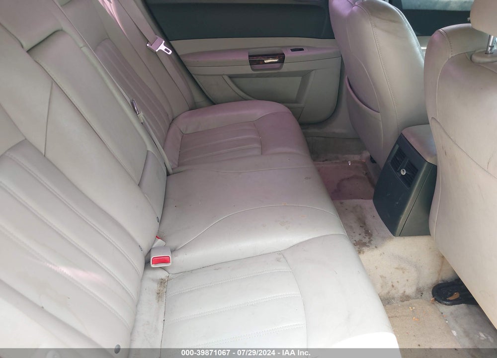 2005 CHRYSLER 300C VIN: 2C3JA63H05H503038