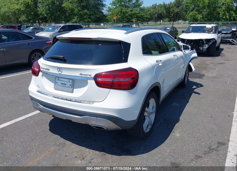 2020 MERCEDES-BENZ GLA 250 4MATIC VIN: W1NTG4GB9LU029588