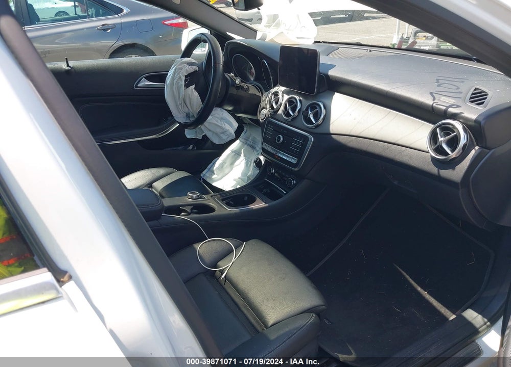 2020 MERCEDES-BENZ GLA 250 4MATIC VIN: W1NTG4GB9LU029588