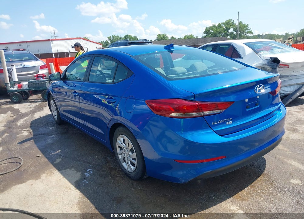 2017 HYUNDAI ELANTRA SE VIN: 5NPD74LF8HH197454