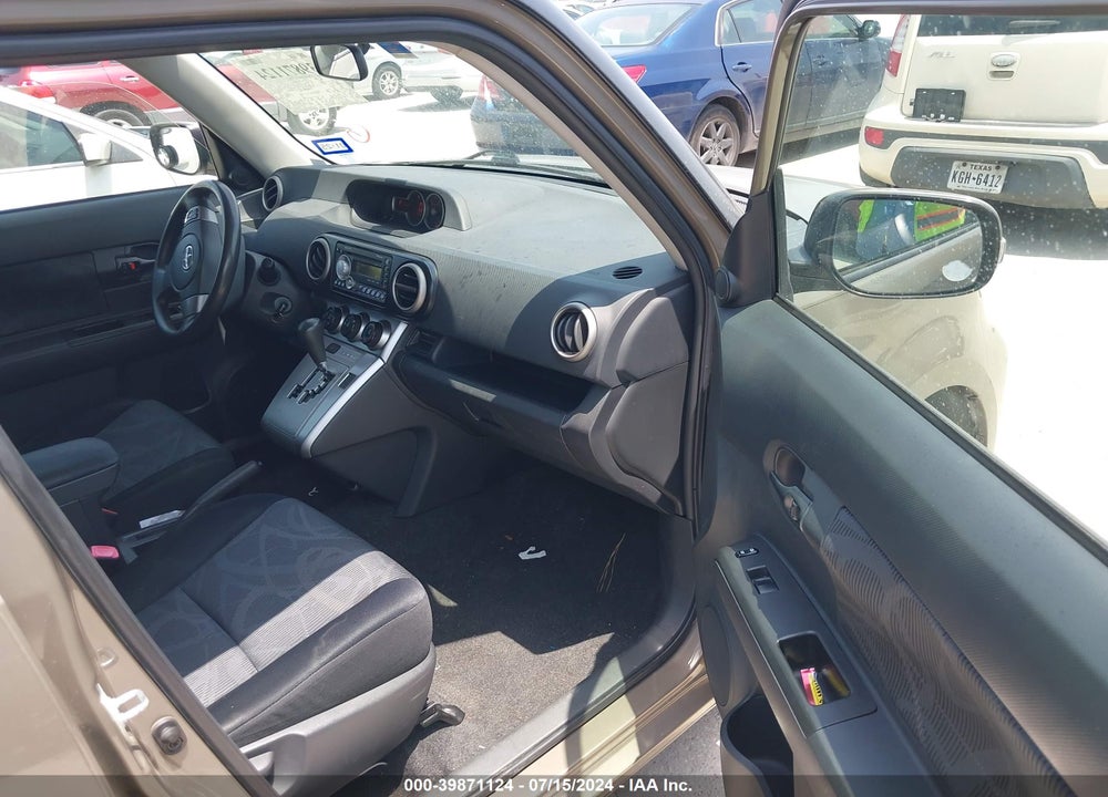 2011 SCION XB VIN: JTLZE4FE4B1128861