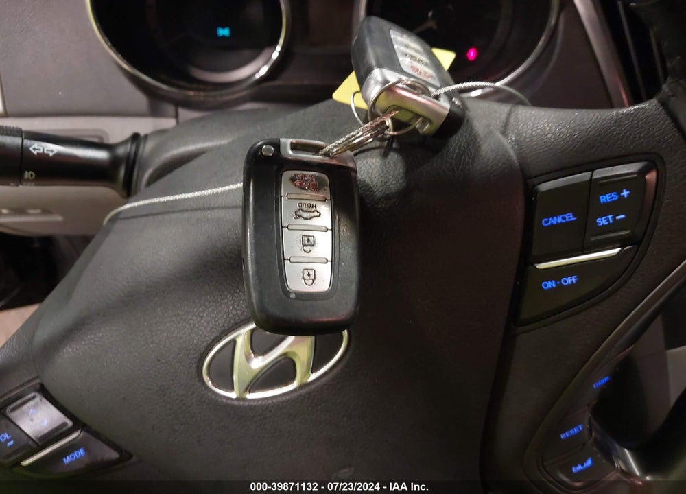 2013 HYUNDAI SONATA HYBRID LIMITED VIN: KMHEC4A4XDA051104