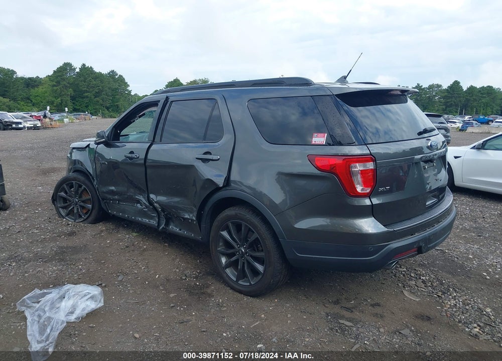 2018 FORD EXPLORER XLT VIN: 1FM5K8D88JGC56728