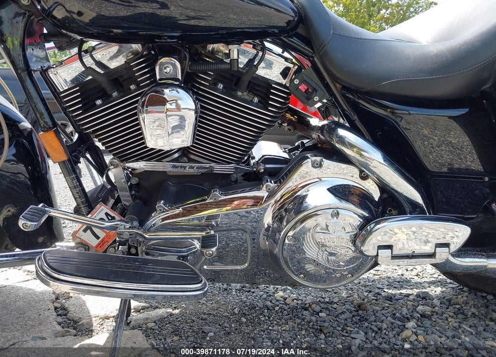 2007 HARLEY-DAVIDSON FLHX VIN: 1HD1KB4147Y617702