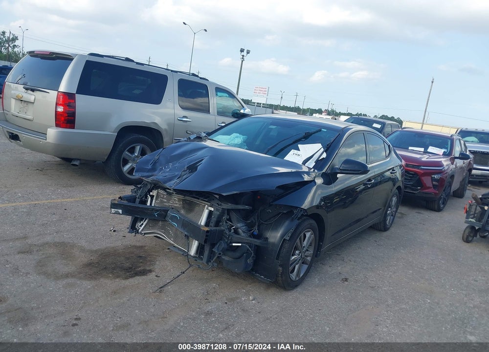 2018 HYUNDAI ELANTRA SEL VIN: 5NPD84LF8JH289604