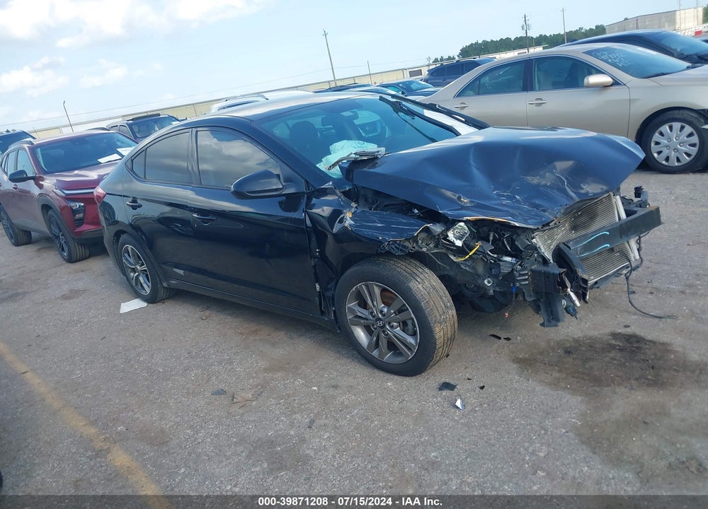 2018 HYUNDAI ELANTRA SEL VIN: 5NPD84LF8JH289604
