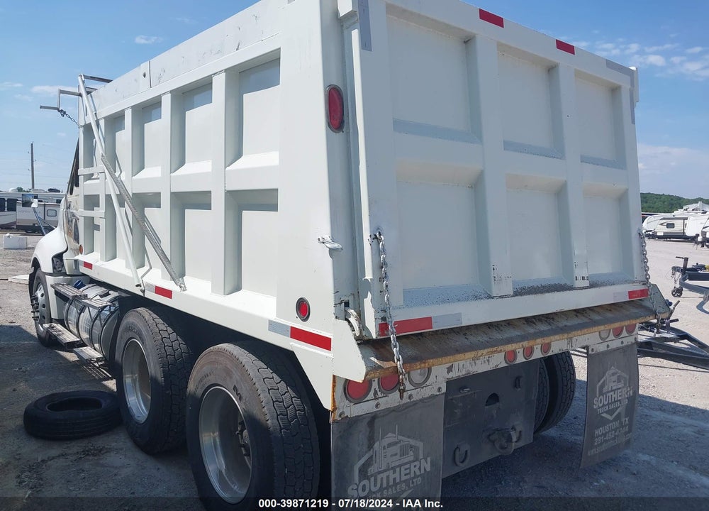 2017 INTERNATIONAL PROSTAR VIN: 3HSDJAPR6HN571253