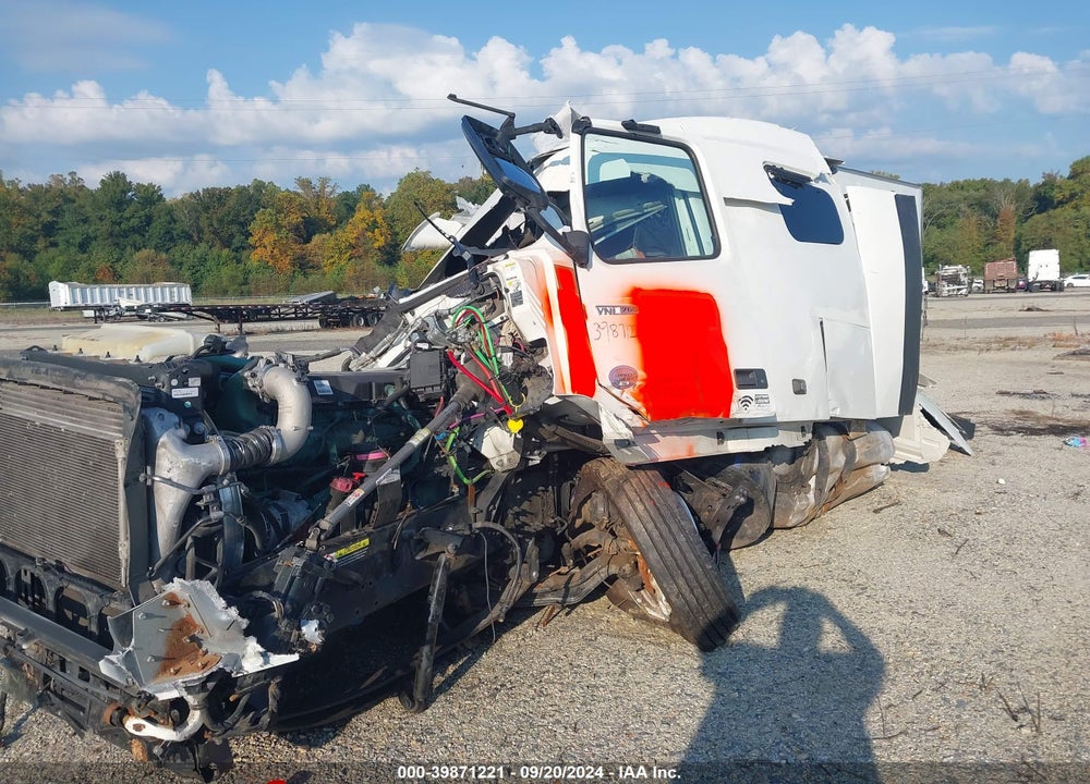 2023 VOLVO VNL VIN: 4V4NC9EH7PN329909