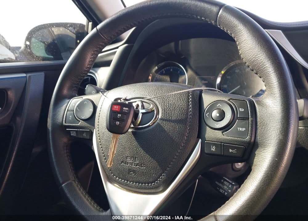 2019 TOYOTA COROLLA SE VIN: 2T1BURHEXKC218781