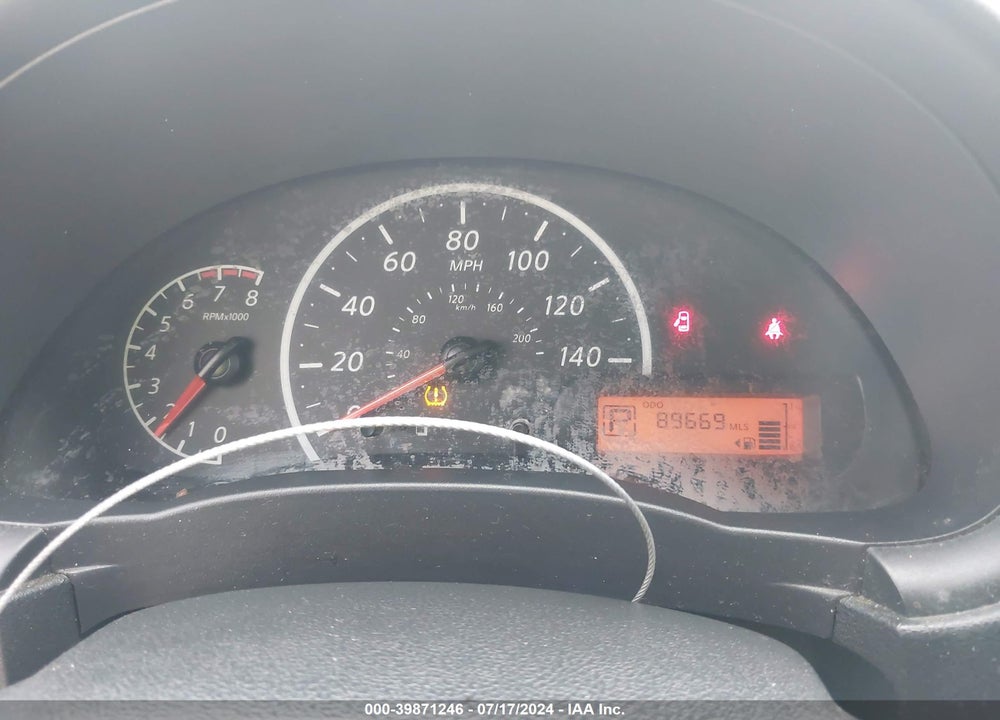 2018 NISSAN VERSA VIN: 3N1CN7AP8JL811135