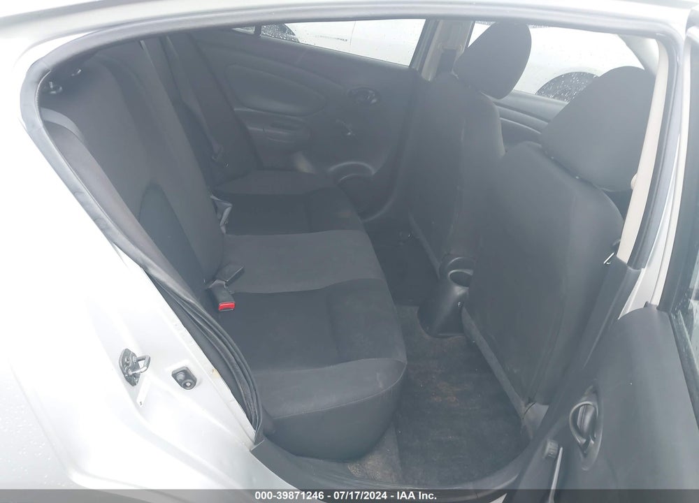2018 NISSAN VERSA VIN: 3N1CN7AP8JL811135