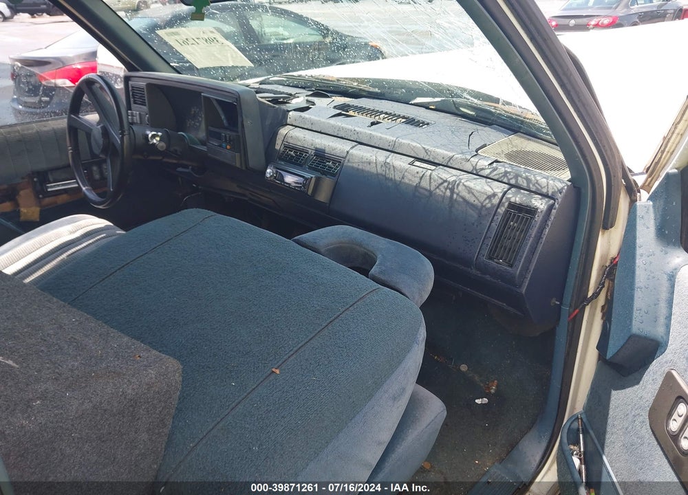 1992 CHEVROLET GMT-400 C1500 VIN: 2GCEC19K5N1171894