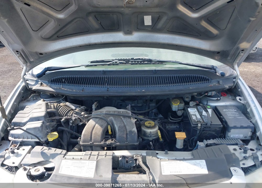 2001 CHRYSLER VOYAGER VIN: 1C4GJ25B61B103995