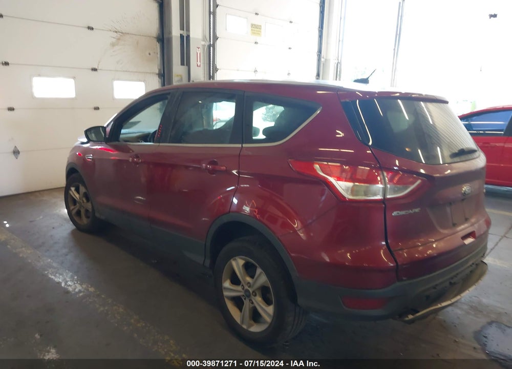 2015 FORD ESCAPE SE VIN: 1FMCU9G99FUA83211